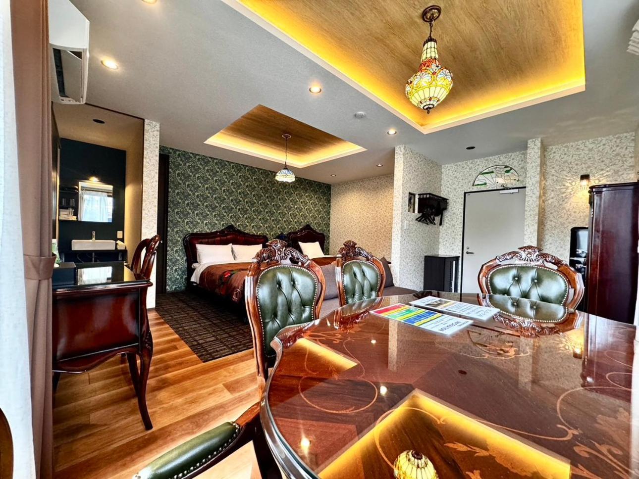 Yufuin Lamp No Yado Hotell Rom bilde